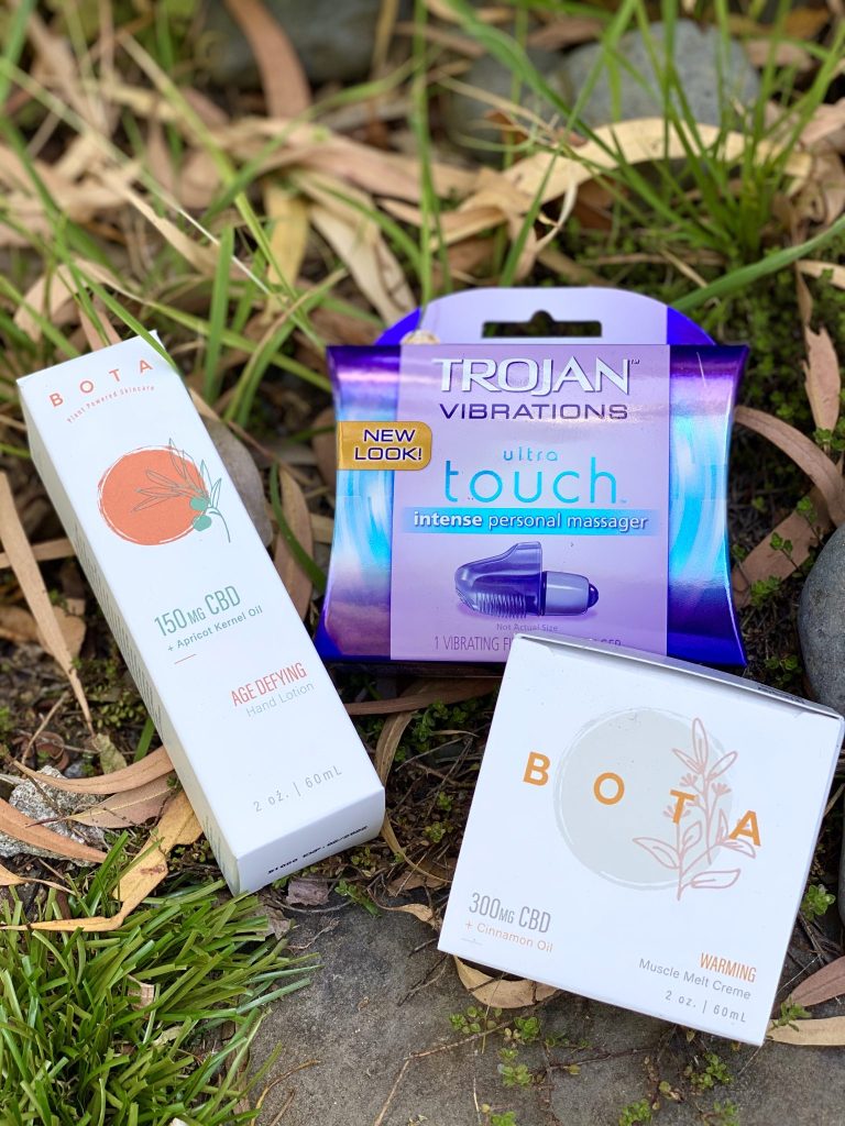 Given all the stress that we are dealing with now, I’m delighted to partner with BabbleBoxx and share products that will help you relax & unwind this summer